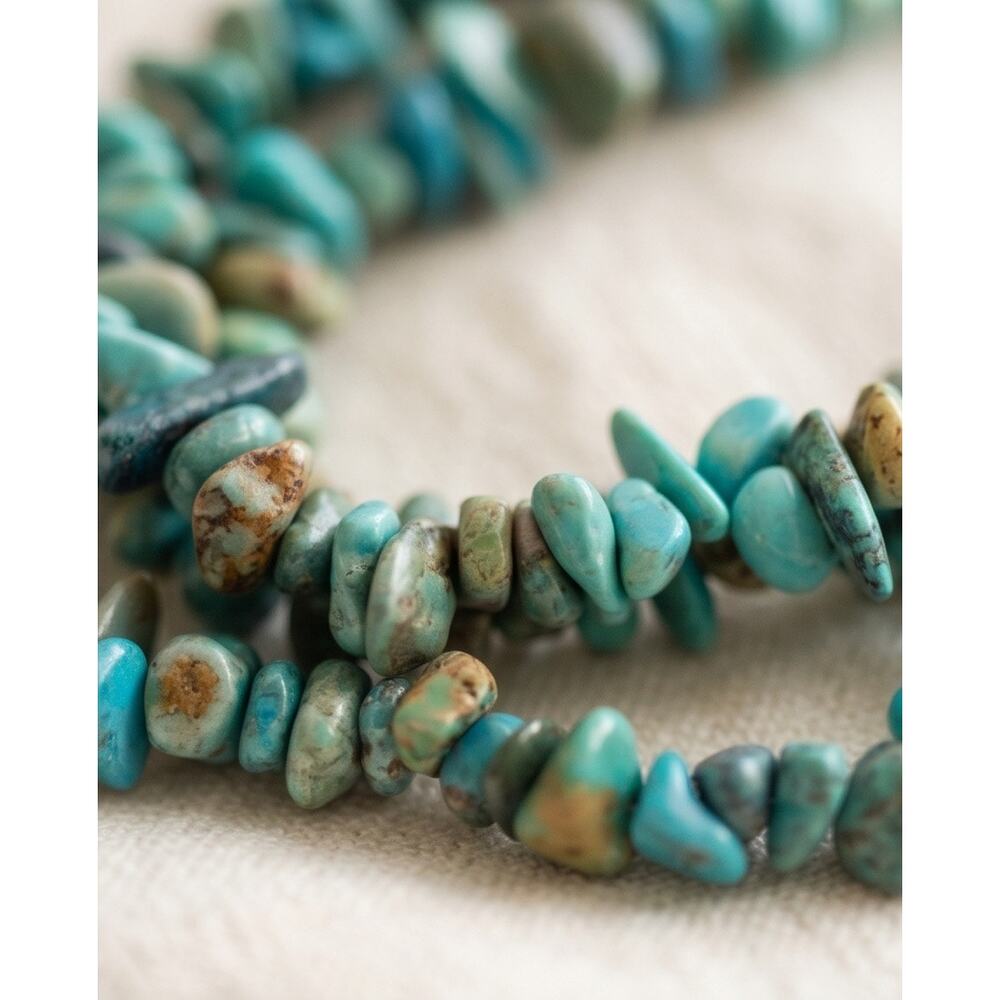 Vintage Native American Royston Turquoise Nugget/Chip Necklace 22” Long